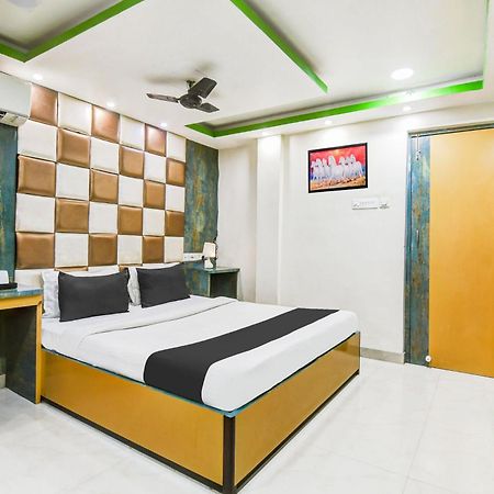 Super Hotel O Tagore Park Ruby Road Kalküta Dış mekan fotoğraf