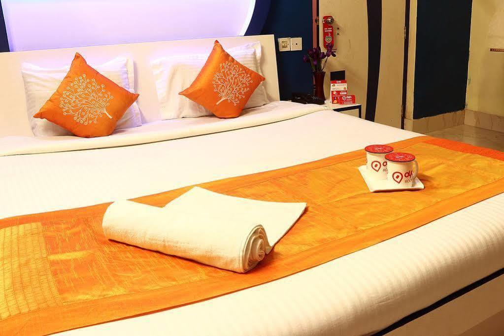 Super Hotel O Tagore Park Ruby Road Kalküta Dış mekan fotoğraf