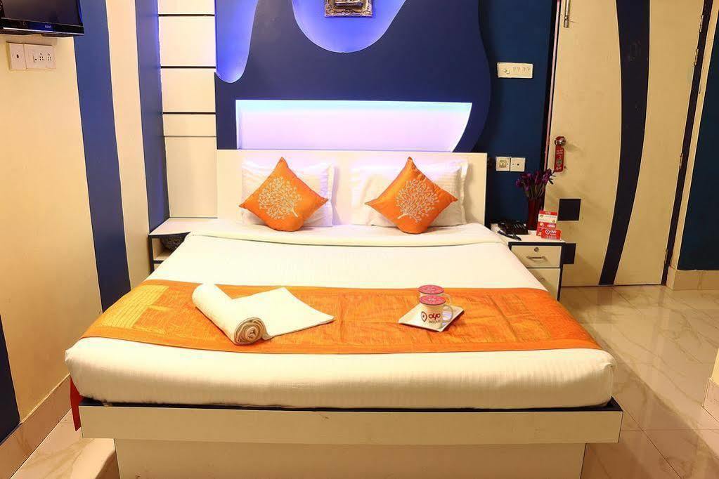 Super Hotel O Tagore Park Ruby Road Kalküta Dış mekan fotoğraf